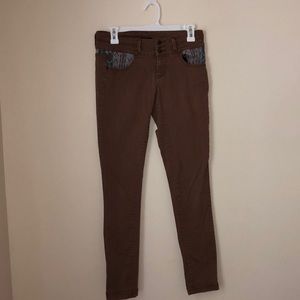 Women’s skinny jeans